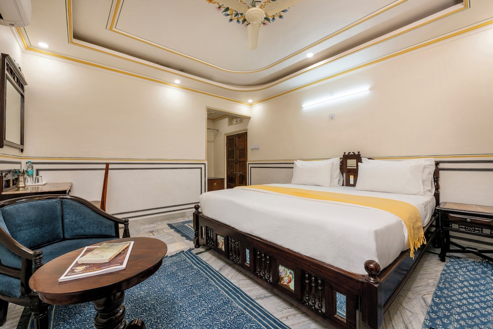 Raghunath Haveli - A Heritage Homestay
