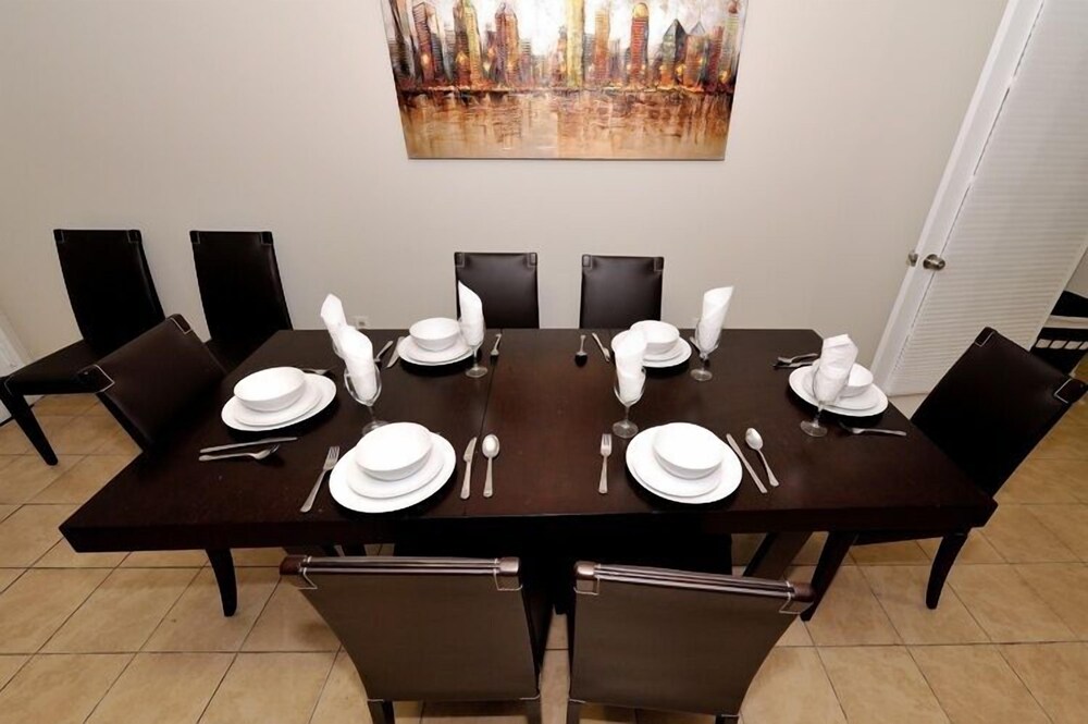 Market Rentals Downtown Apartments