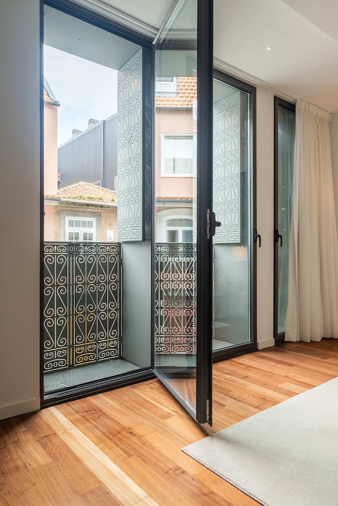 Liiiving in Porto - The Prestige Apartment 1F