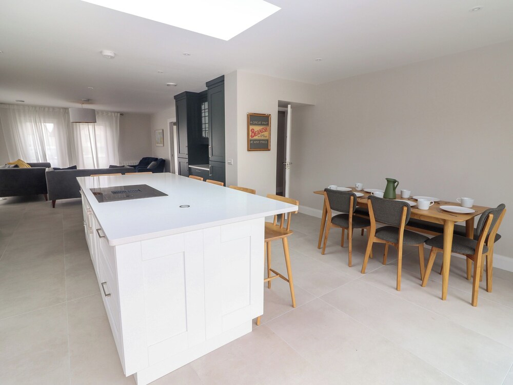 19A Lighthouse Village