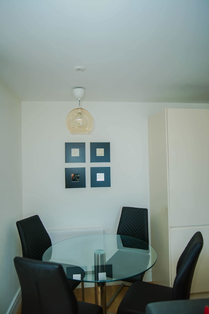 Executive 2 Bed Apartment