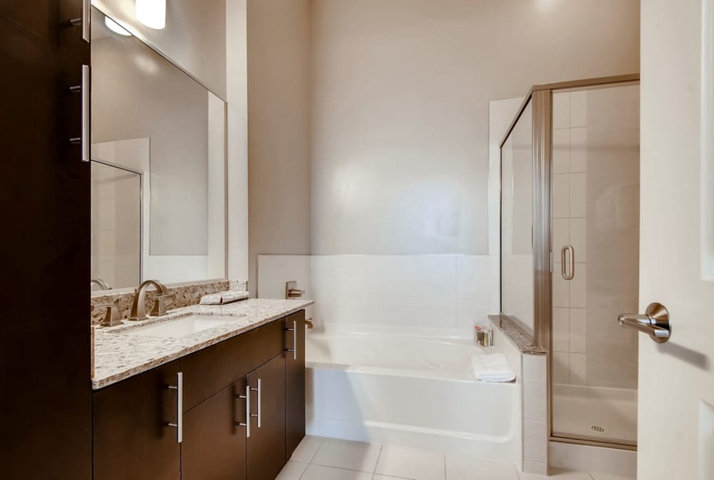 Bluebird Suites in Reston