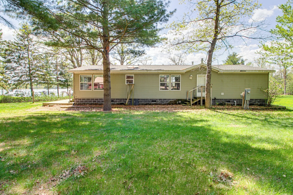 Waterfront Family Home w/ Yard on Portage Lake