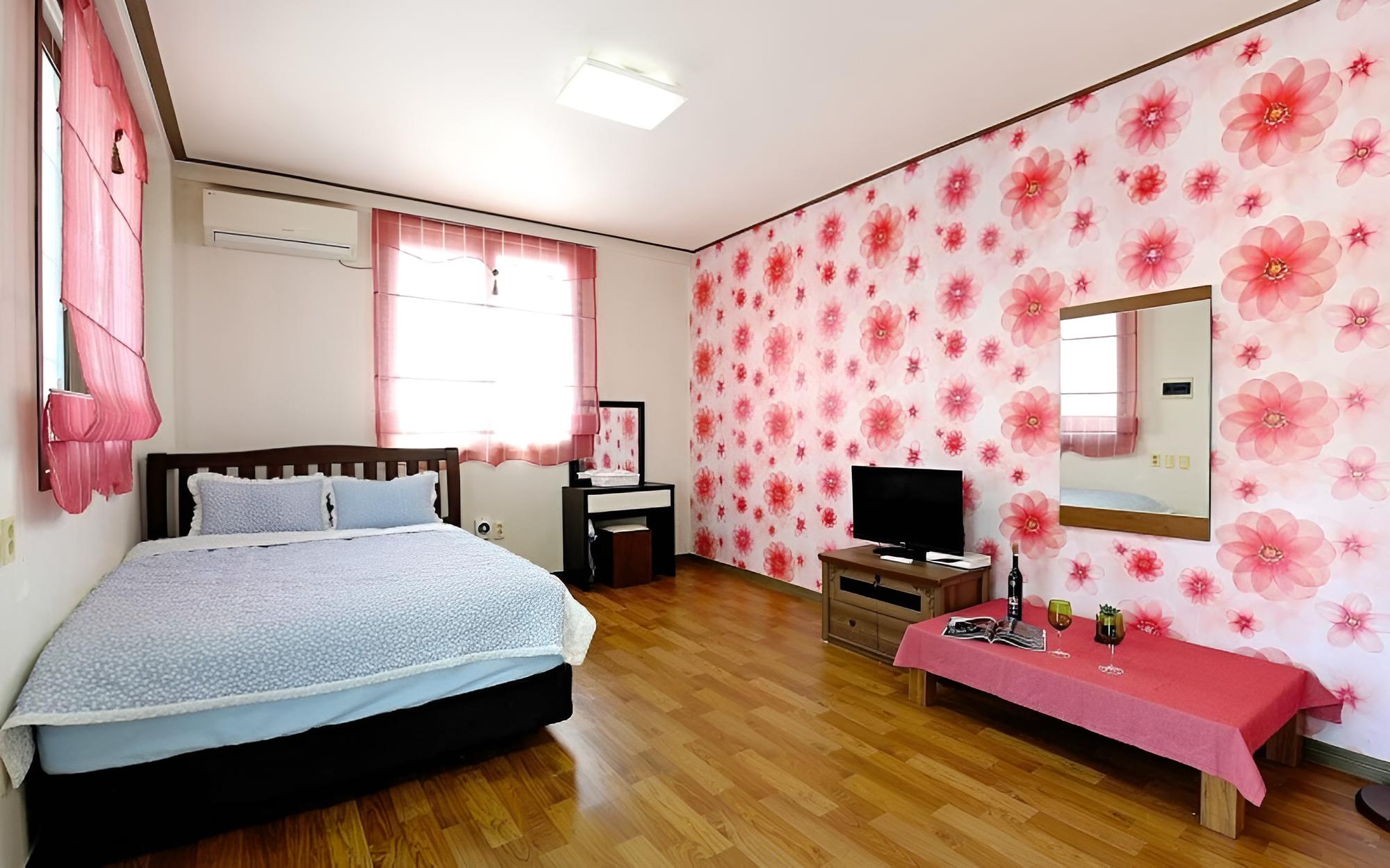 Gyeongju Dorothy Pension view 3