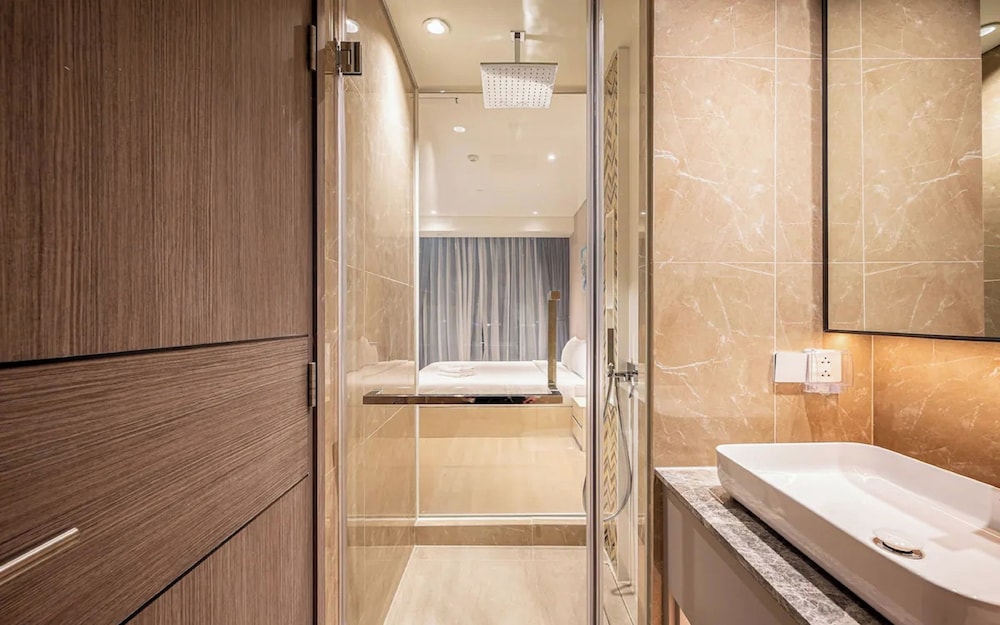 Metropole Crest Risidence
