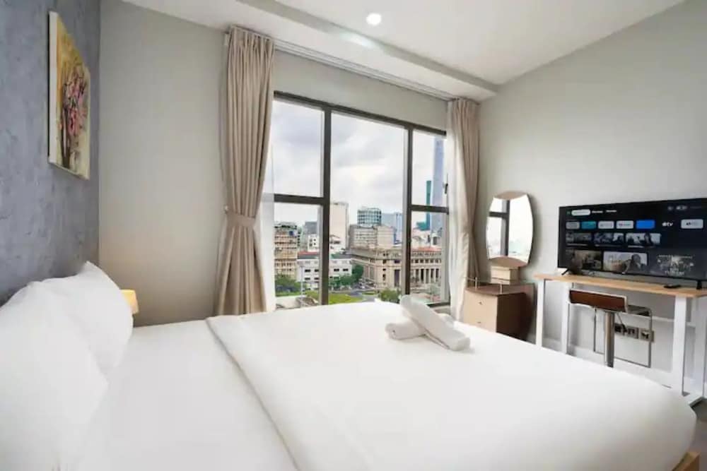 Prestige Saigon Royal - Modern Apartment