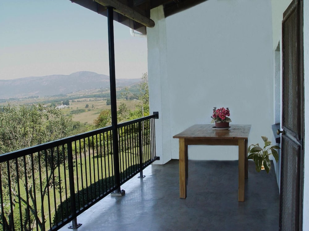 Esther's Lodge