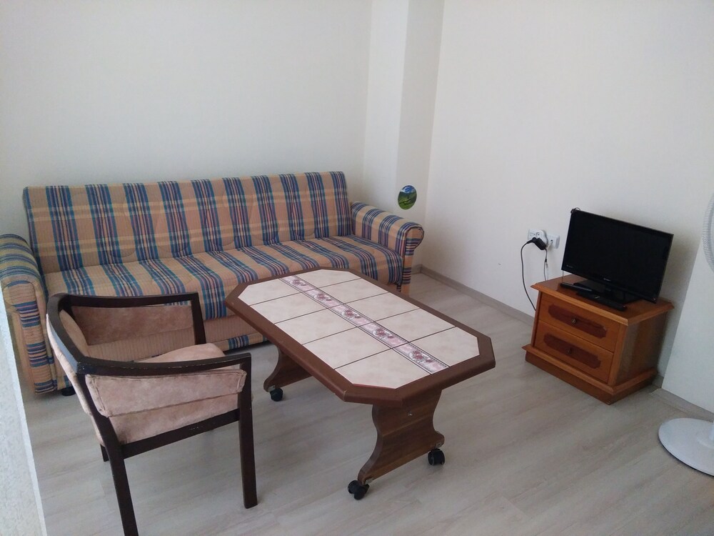 C C Home Apart