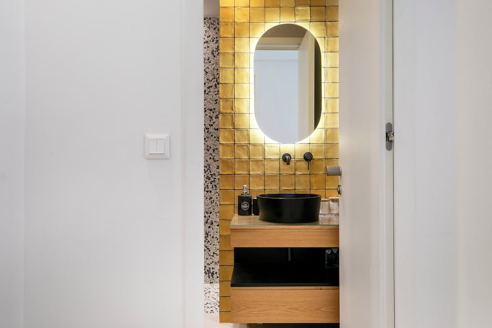Elysia - 2-Br Apt & Balcony in Athens