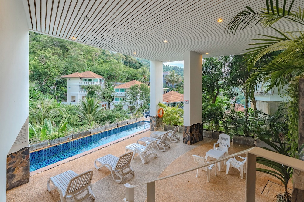 2BR Chic Oceanview Condo Kata Beach Retreat C206