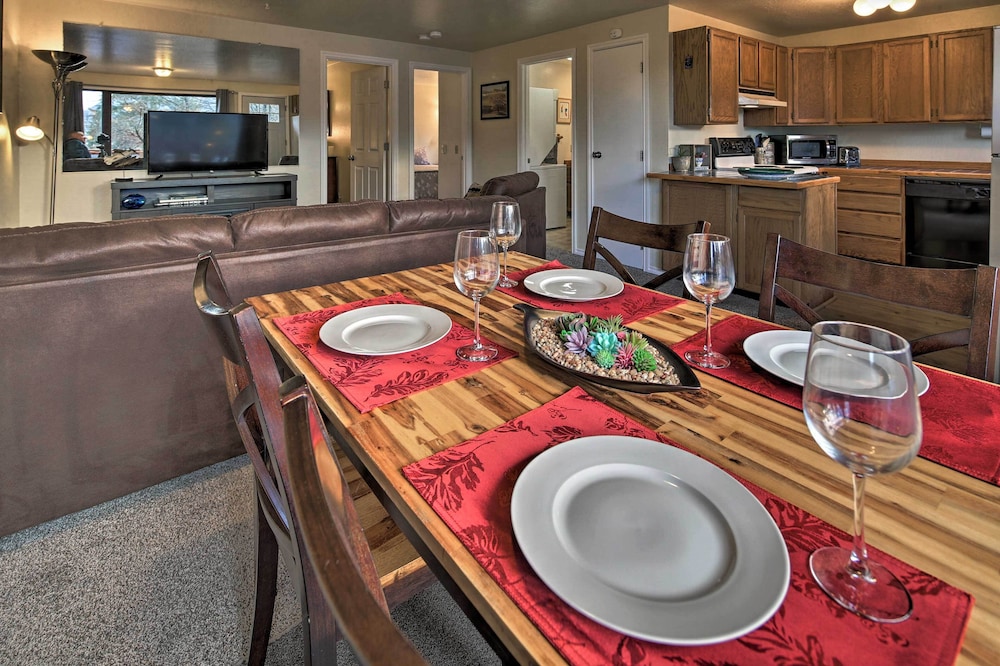 Juneau Vacations - Cozy Retreat w/ Fire Pit - Near Mendenhall Glacier - Property Image 2