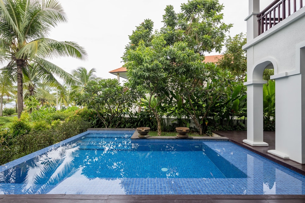 Tropical Villas Beach Danang