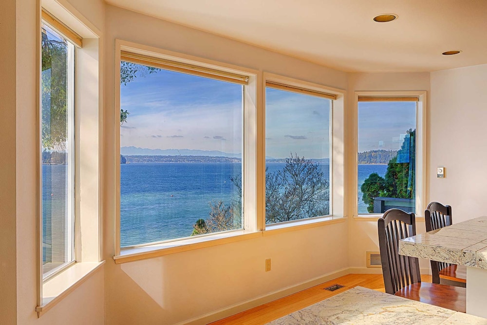 Four Stone Beach House