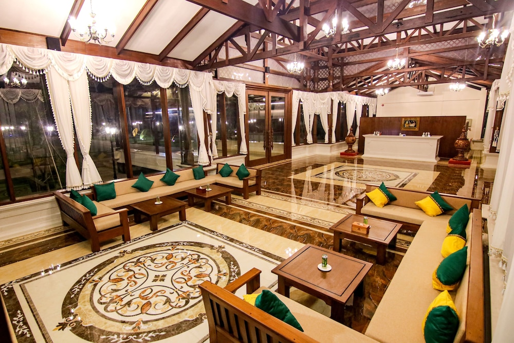 Gawyangyi Hotel & Resort view 2