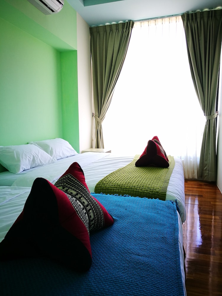198 Red Hat B&B