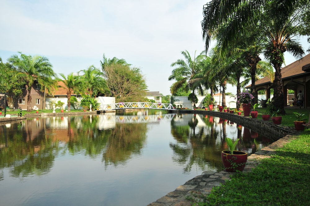 Blue Lagoon Pool Villa