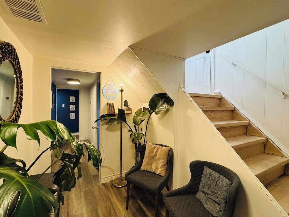 Sunrise BnB with Free Parking