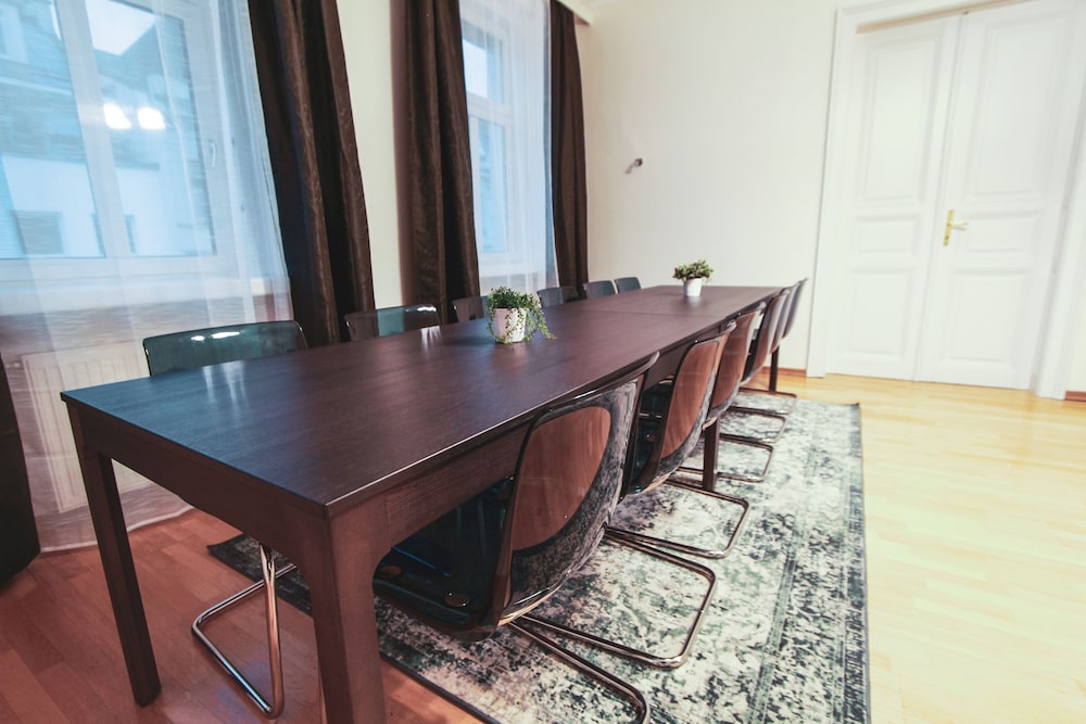 meeting & event spaces