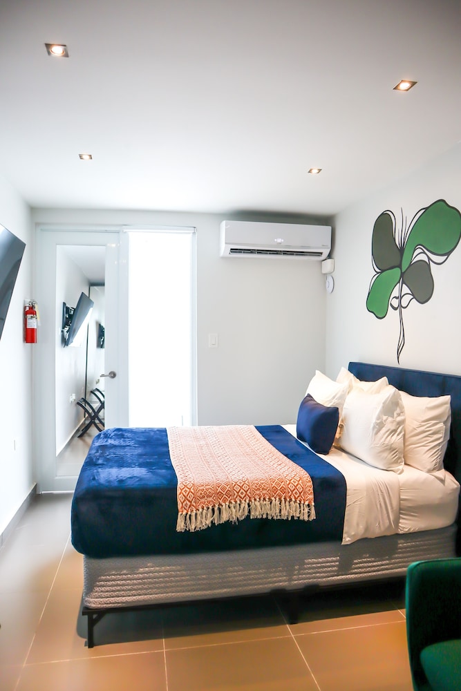 Rosalina Ocean Park - Property Image 40