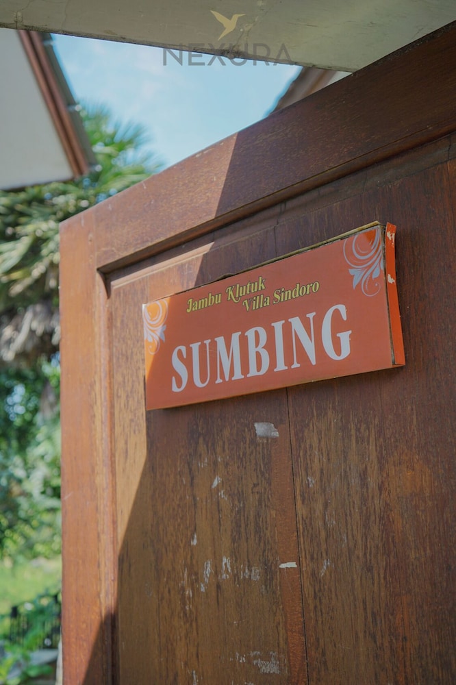 Jambu Klutuk Resort