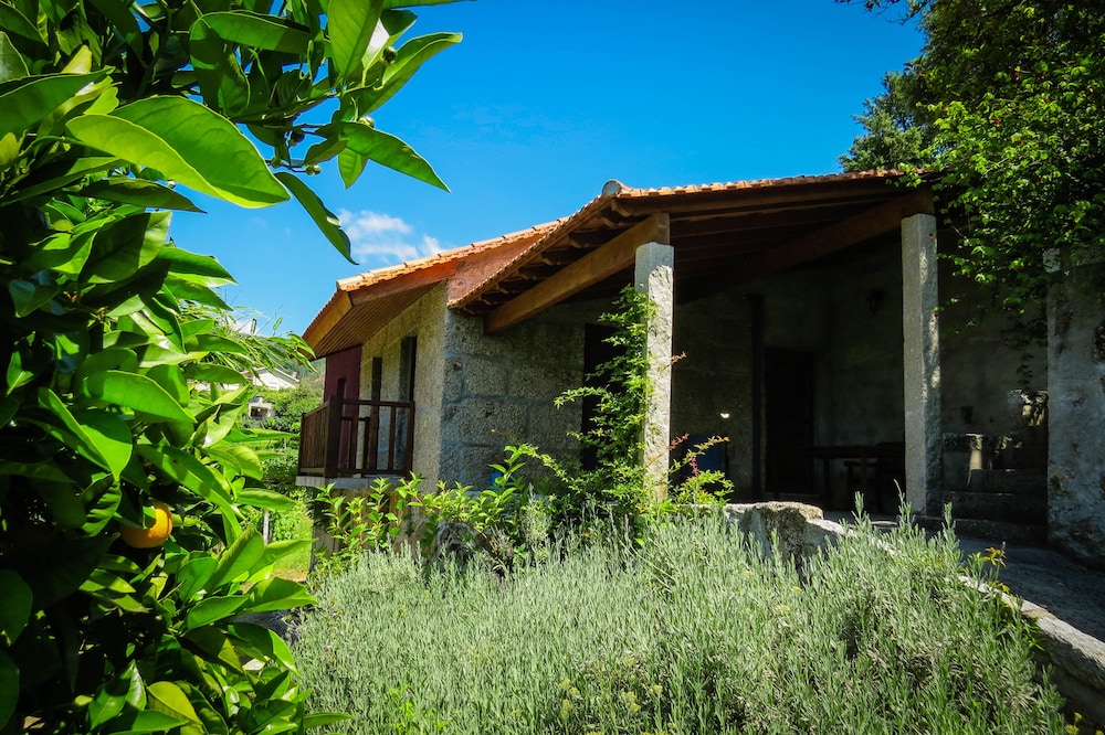 Hotel Casa da Mouta - Douro Valley - Image 1