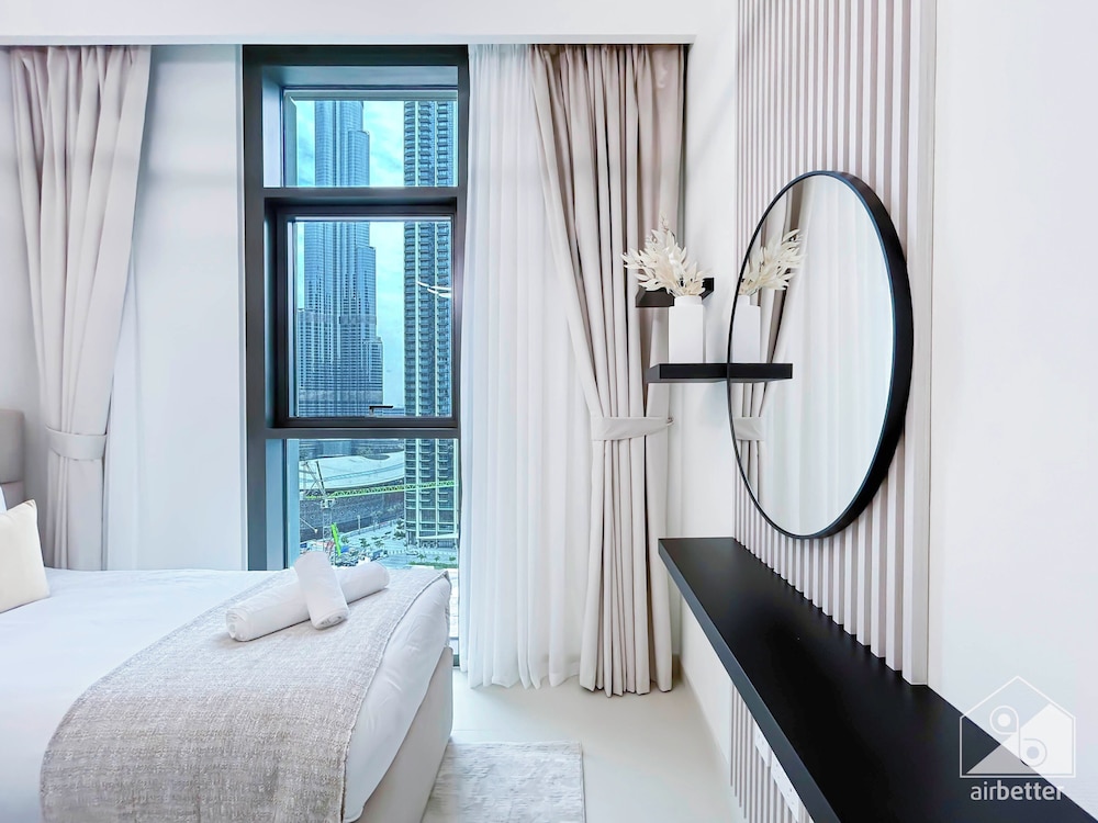 Luxury Burj Crown Downtown 4 Bedroom With Balcony