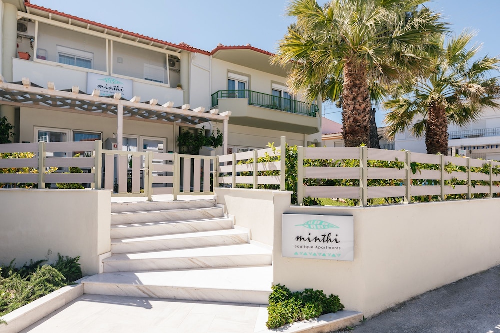 Minthi Boutique Apartments