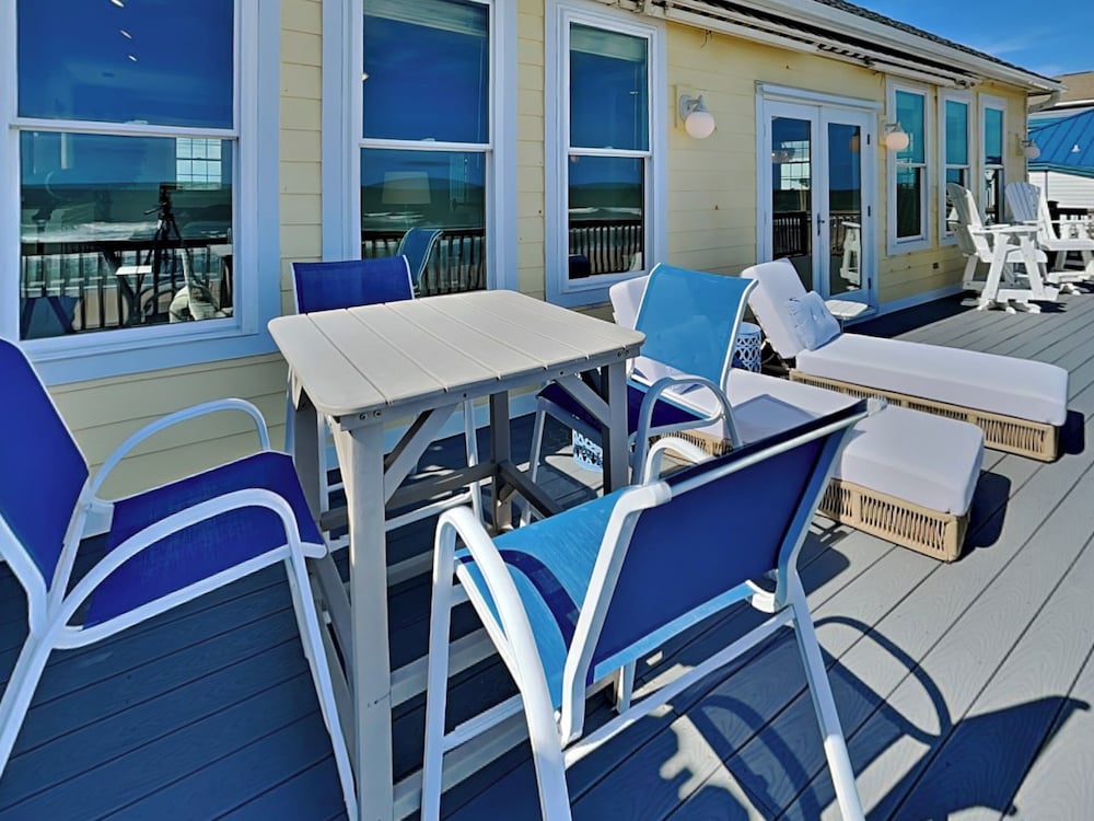 Sunny Side Up by Topsail Realty