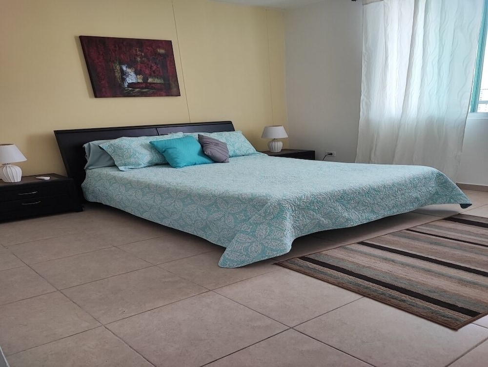 Beautiful Apartment, Privileged Location El Cangrejo view 3