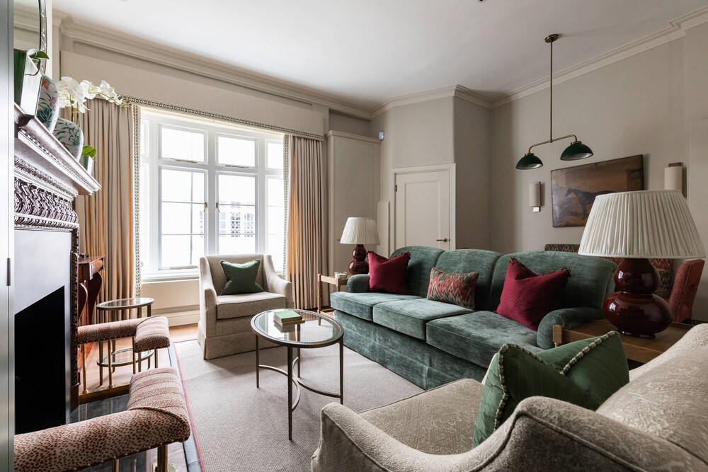 Burton Mews by Onefinestay