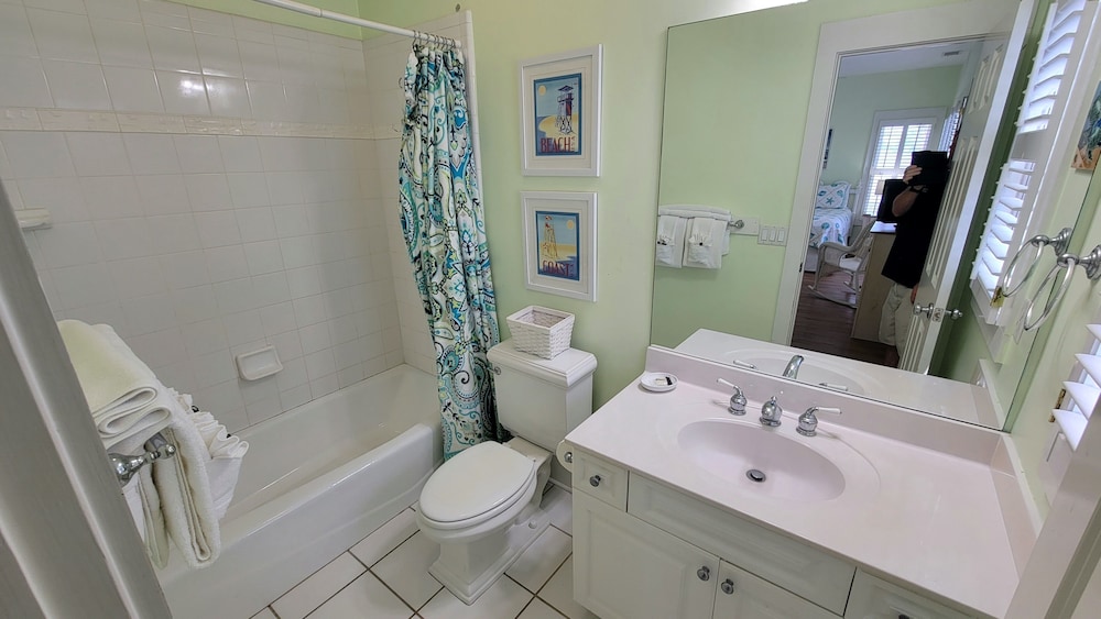 203 Butler Avenue by Tybee Vacation Rentals
