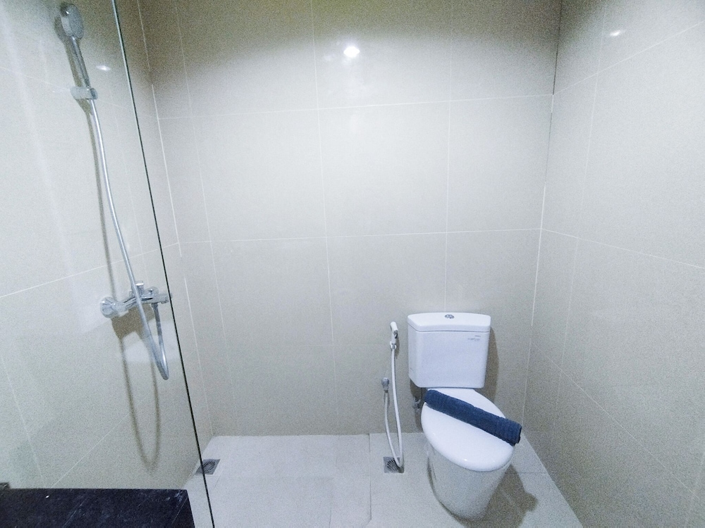 Strategic 2Br At Grand Sungkono Lagoon Apartment