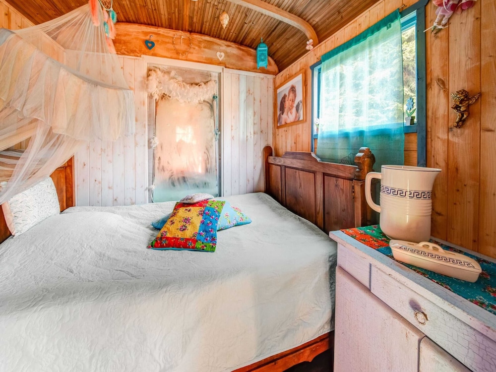 Photo 29