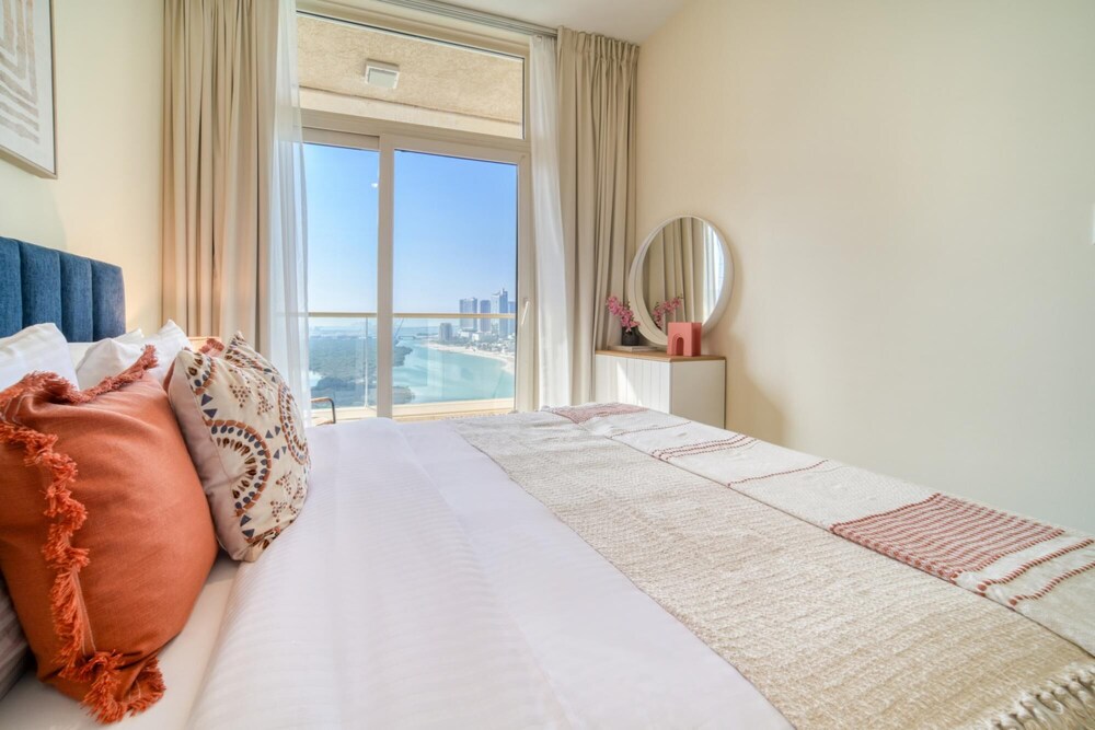 Reem Island Beach Escape w Stellar Balcony Views