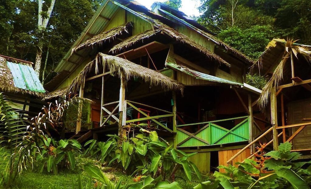 Lodge El Amargal Reserva Natural, Ecoturismo & Surf