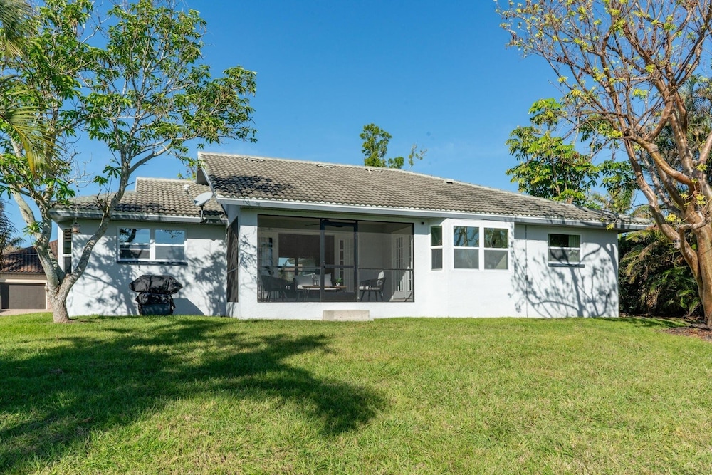 Punta Gorda 3-Bedroom Canalfront Vacation Home with Dock 3 Home