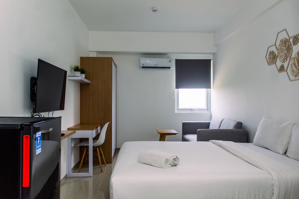 Cozy Studio Room Apartment At Aeropolis Residence view 4