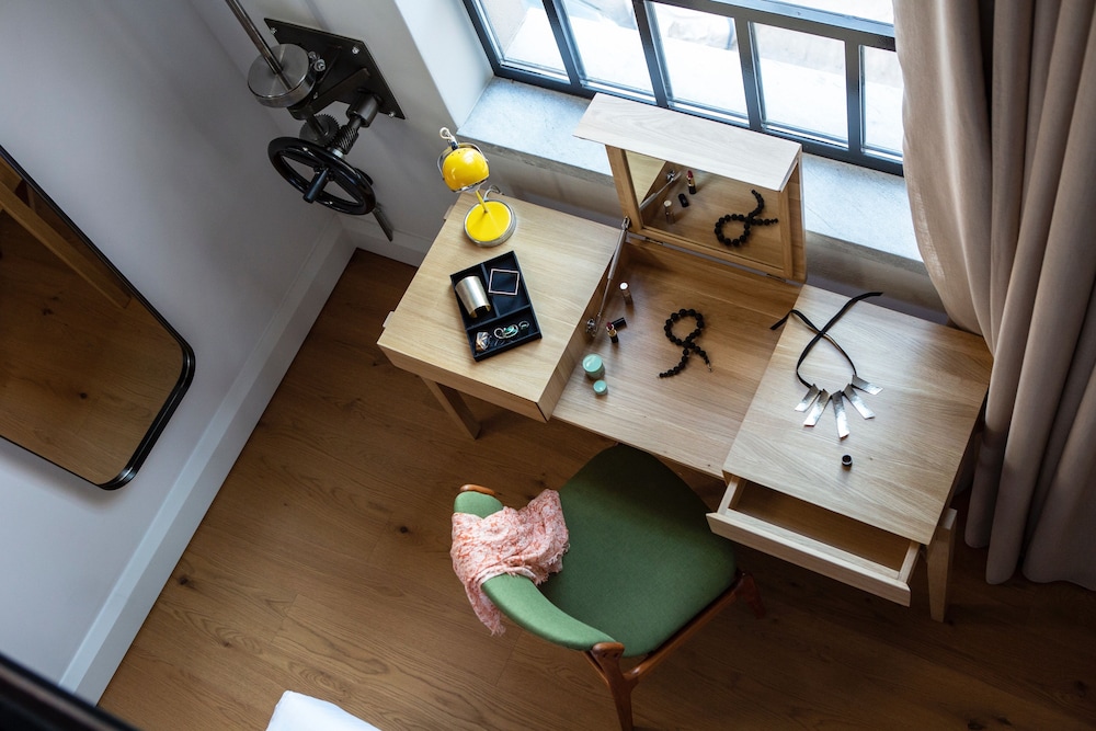 The Foundry Suites