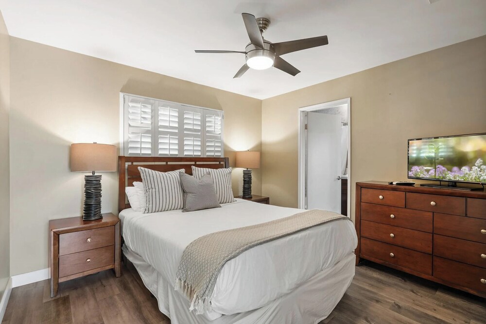 Riviera by Avantstay Beachfront! Private Beach Access, Pool+hot Tub, Oceanview view 2