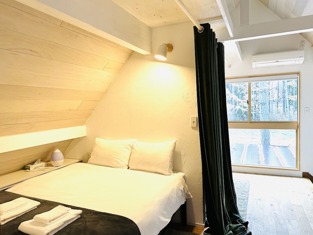 Hakuba Bliss Cottage view 2