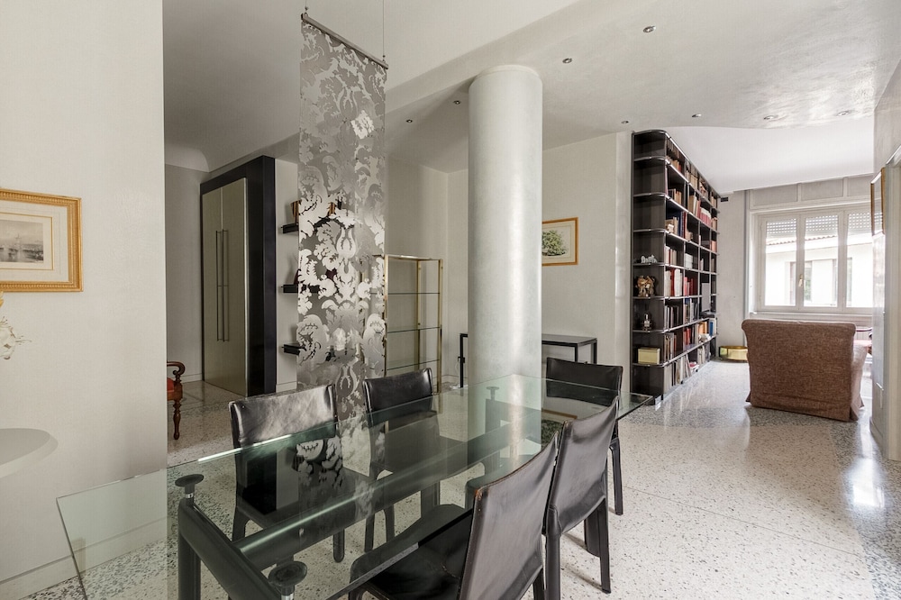 Stylish 1 br Close to Duomo