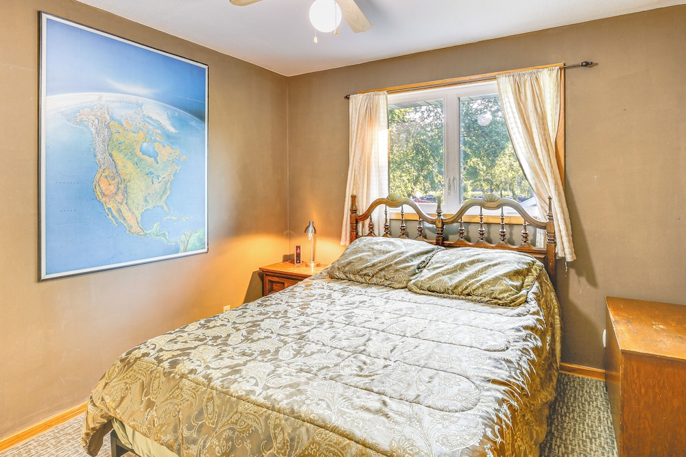 Walk to Spring Lake: Pet-friendly Family Retreat!