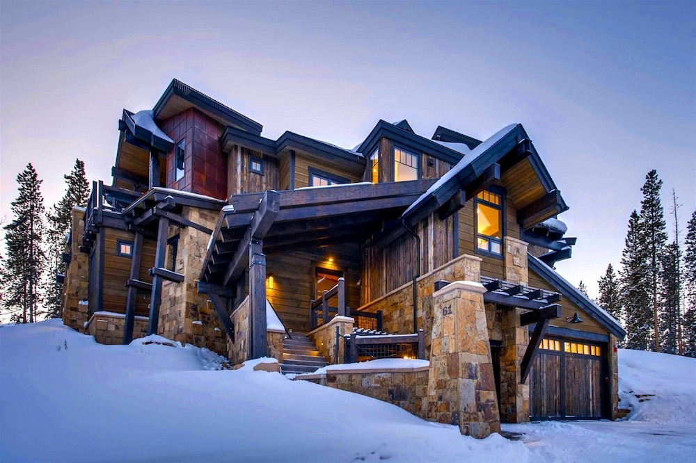 Breck_summit_at_shockhill