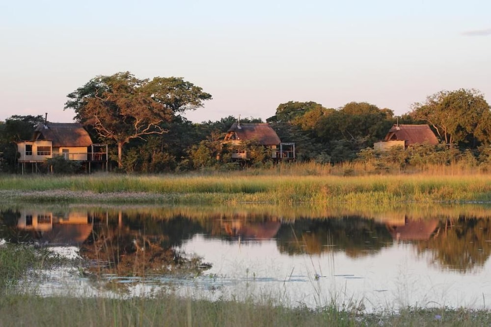 Elephant's Eye, Hwange