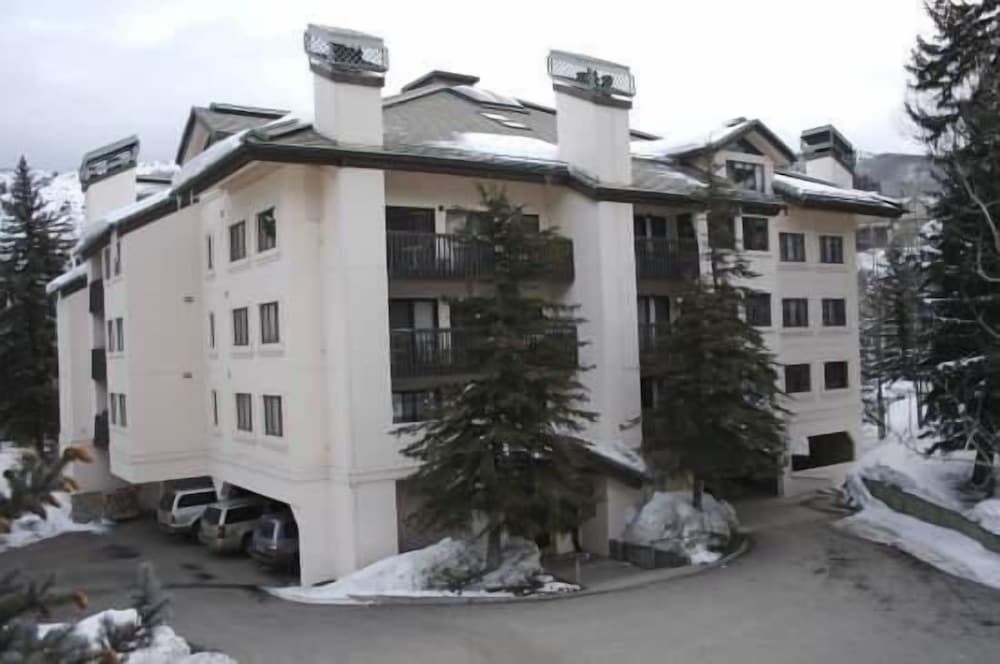 Beaver Creek Resort CO - Townsend Place & Strawberry Park Condos