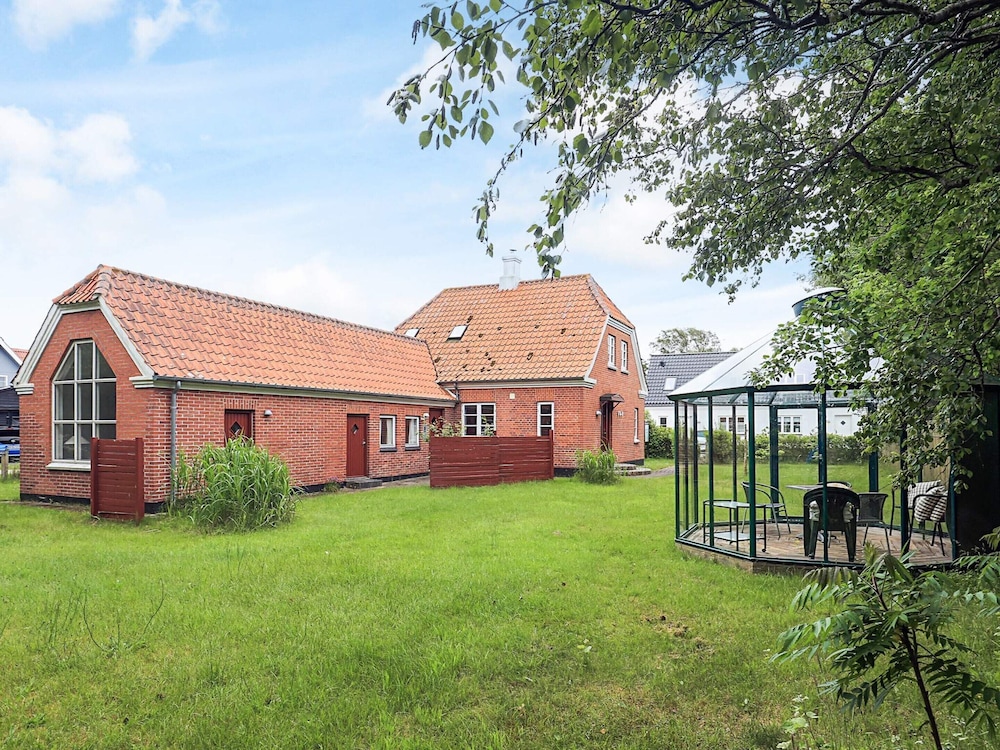 6 Person Holiday Home in Albaek