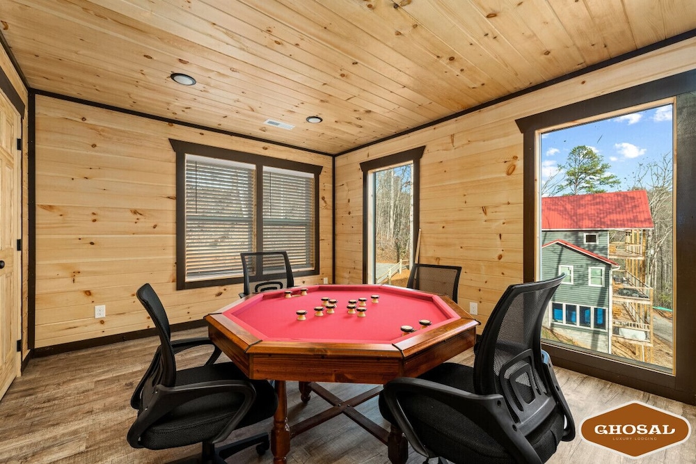 Summit Luxe Resort
