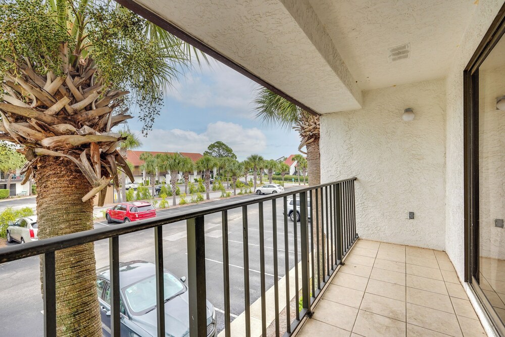 Pool & Beach Trolley Access: PCB Resort Condo!