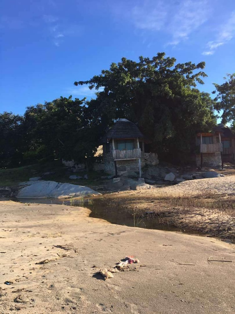 Mukhala Beach Lodge