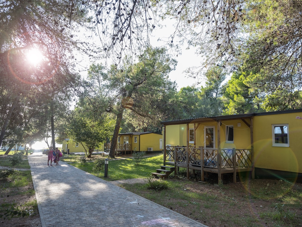 Mobile Homes Brijuni Pineta